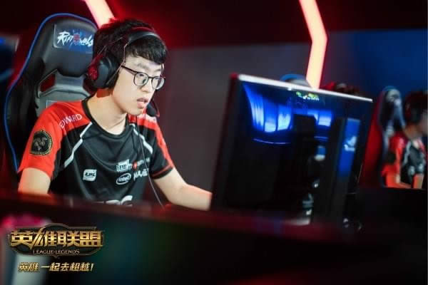 RNG��սKZ LPL־��ͷ������