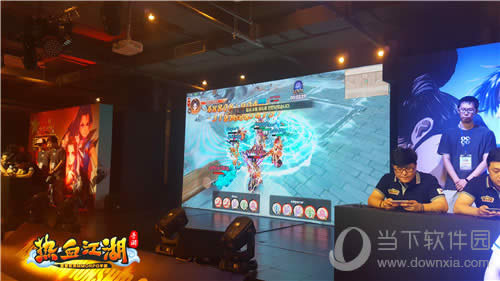 ��Ѫ������ս��д