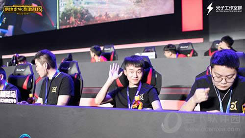 �̼�ս������ѡ��