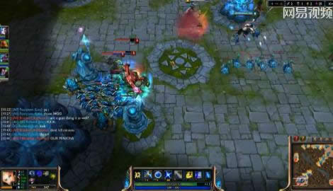 LOL��С��bug��Ƶ ��ս������3����ô��С��