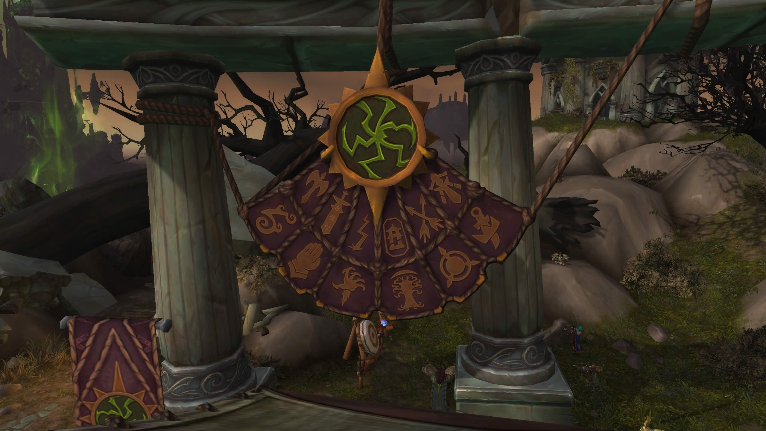 �羴�ɽ������У���ħ������Ӫ����һ��